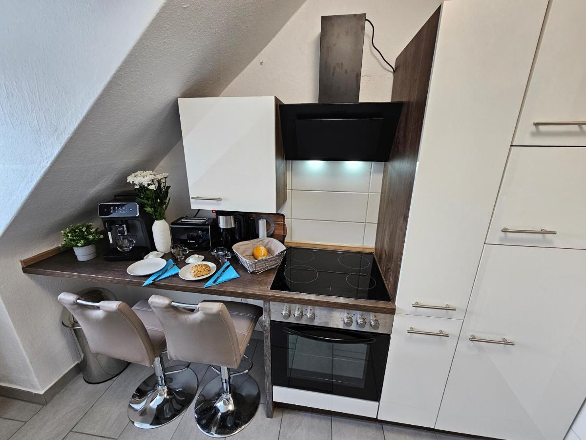 Exklusives Und Helles Dachgeschoss-Apartment No 3 Im Zentrum Von Kassel, Schnelles 1Gbit Internet, Geschirrspueler, Boxspringbetten Kültér fotó